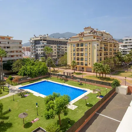 Centrico Con Piscina Y Playa A 500 Metros شقة *