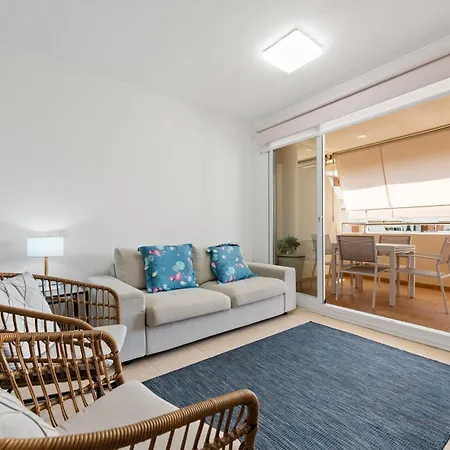 Céntrico Con Piscina Y Playa A 500 Metros Estepona