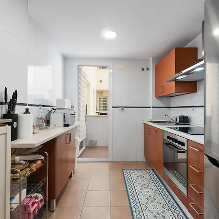 Céntrico Con Piscina Y Playa A 500 Metros *